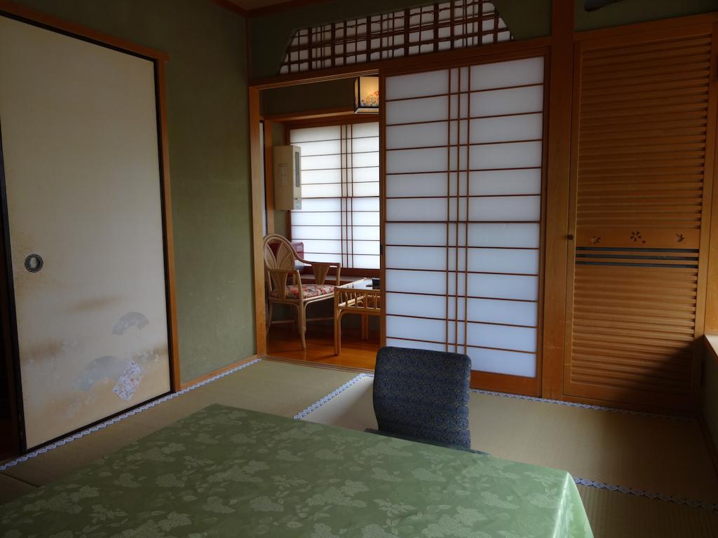 Ikumatsu Ryokan